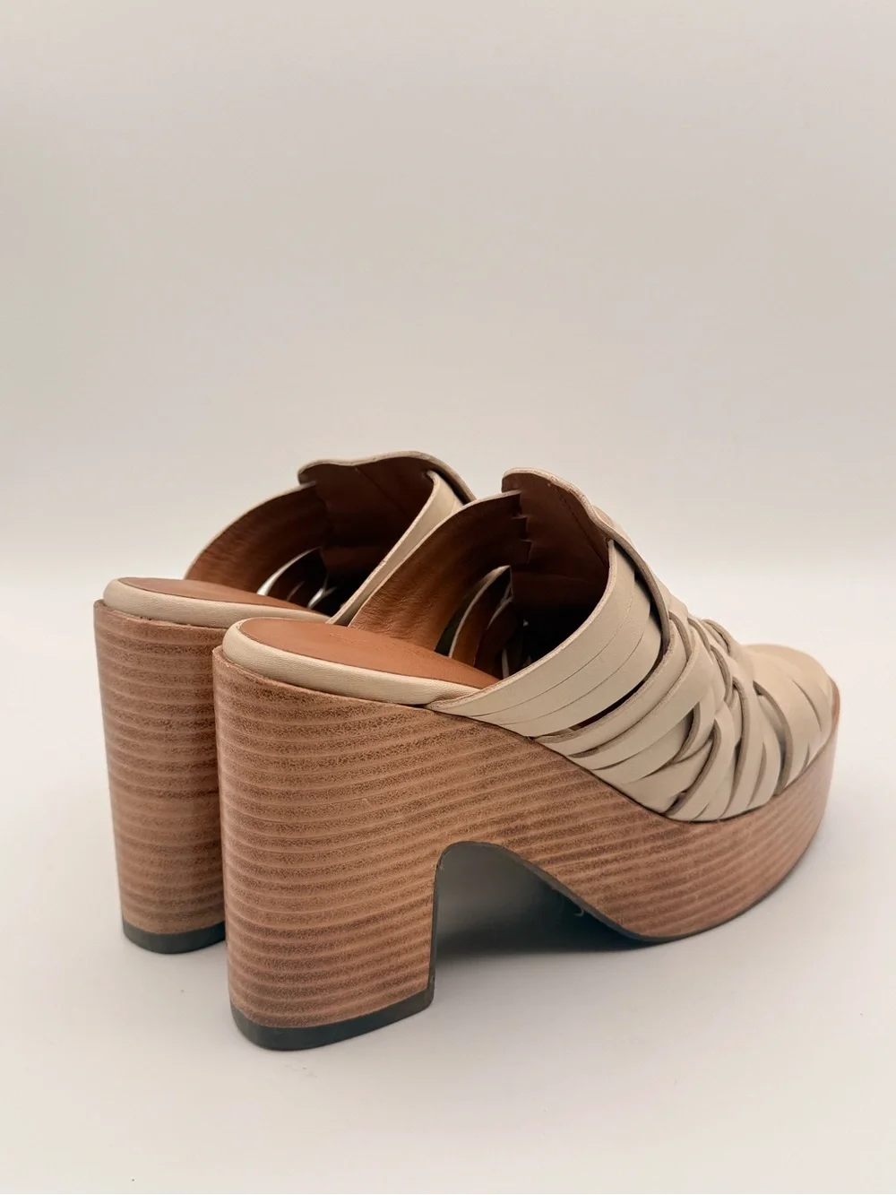 SEYCHELLES Make You Mine Leather Platform Sandals Off White Size 8